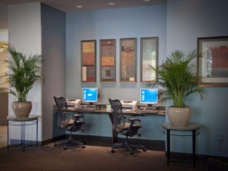 Hotel At Ballston By Ihg 4*