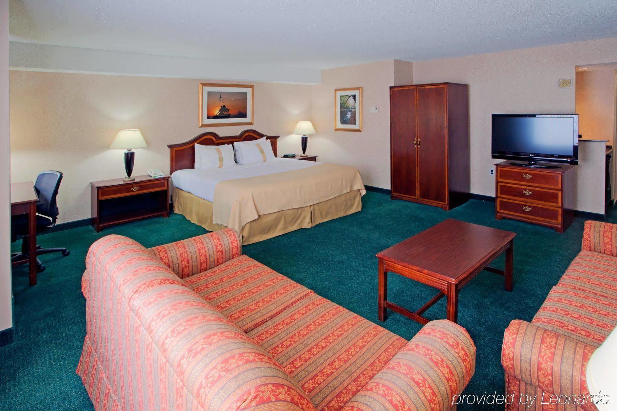 At Ballston By Ihg Hotel 4*