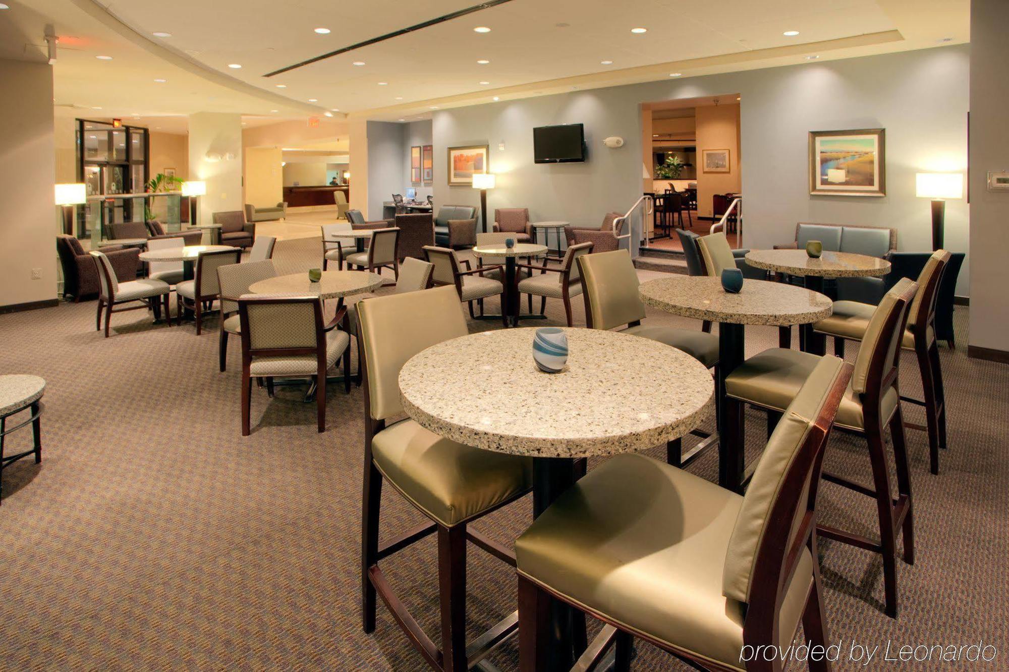 At Ballston By Ihg Hotel Arlington